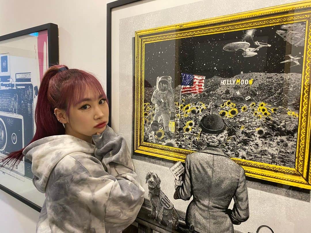 パク・ジミン のインスタグラム：「🤍🛸🤍」
