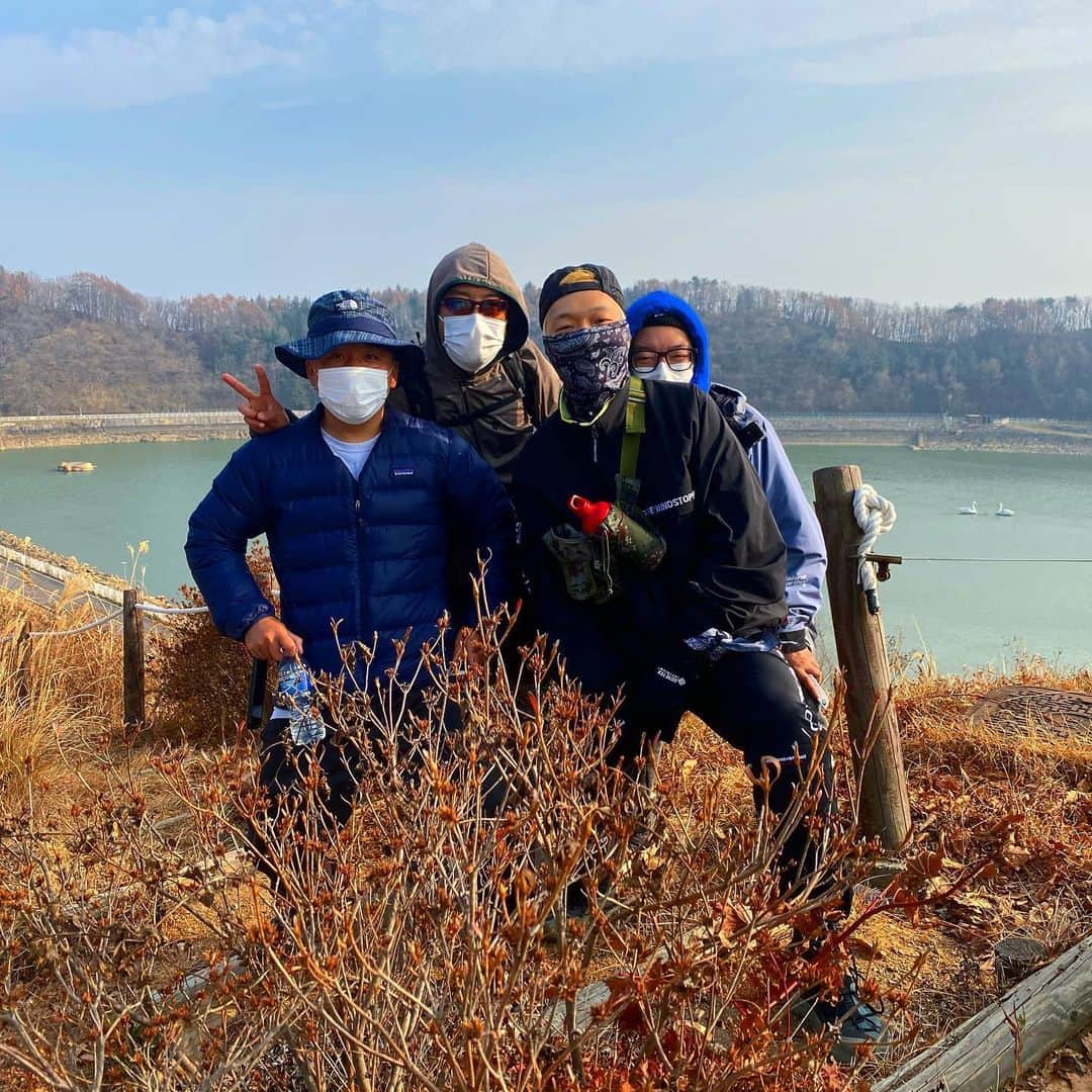 Paloaltoのインスタグラム：「오늘은 진정한 아재 등산 바이브」