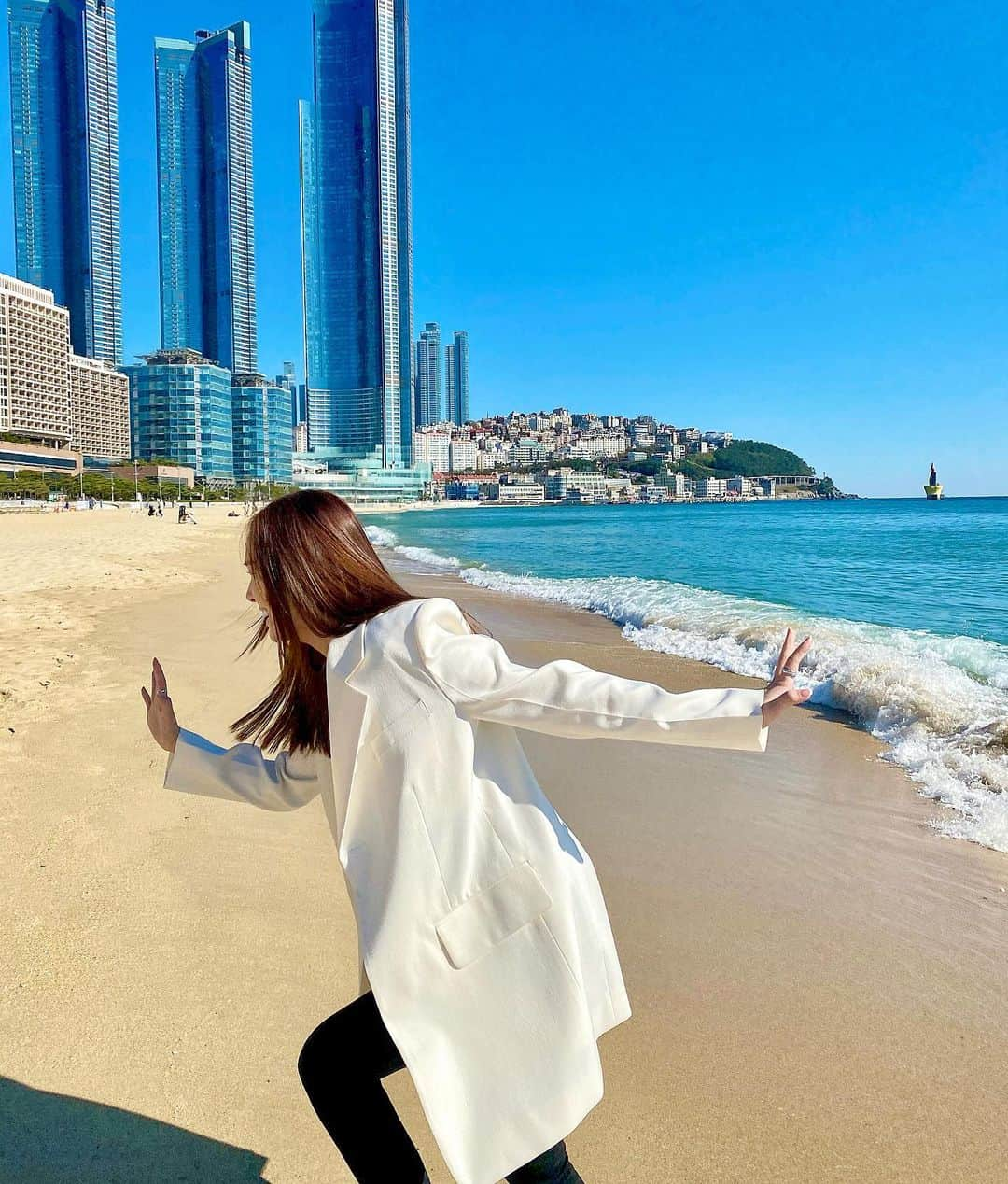 ジェシカ さんのインスタグラム写真 - (ジェシカ Instagram)「🌊🌊🌊」11月15日 17時16分 - jessica.syj