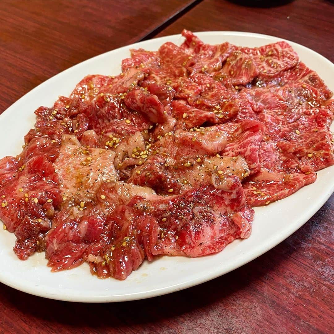 東京肉レポートのグルメインスタ