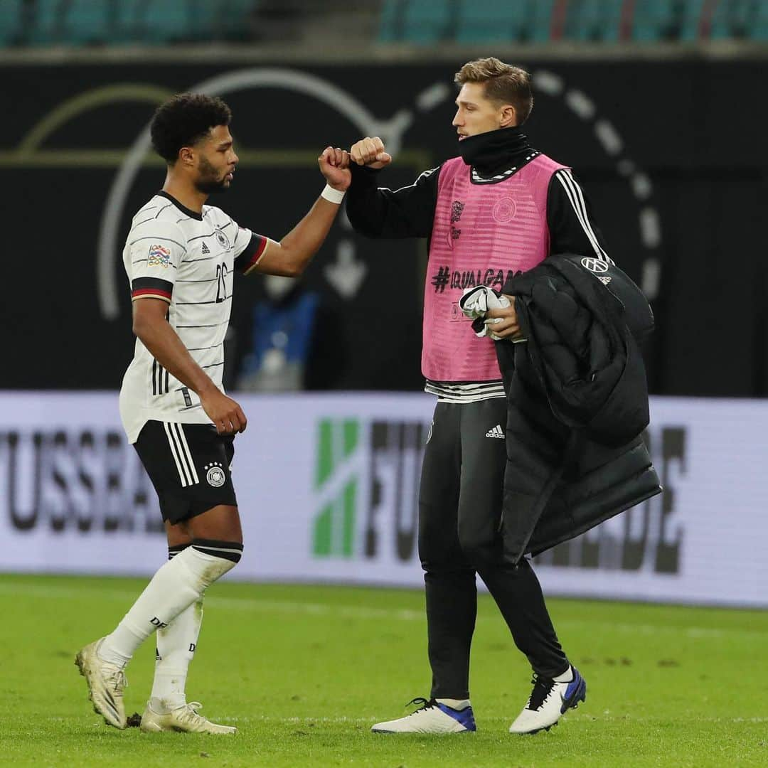 ニクラス・シュタルクのインスタグラム：「Wichtiger Sieg @dfb_team! 🤜🤛Vorfreude auf Spanien 🔜 🇪🇸 #nationsleague #diemannschaft #dfb」