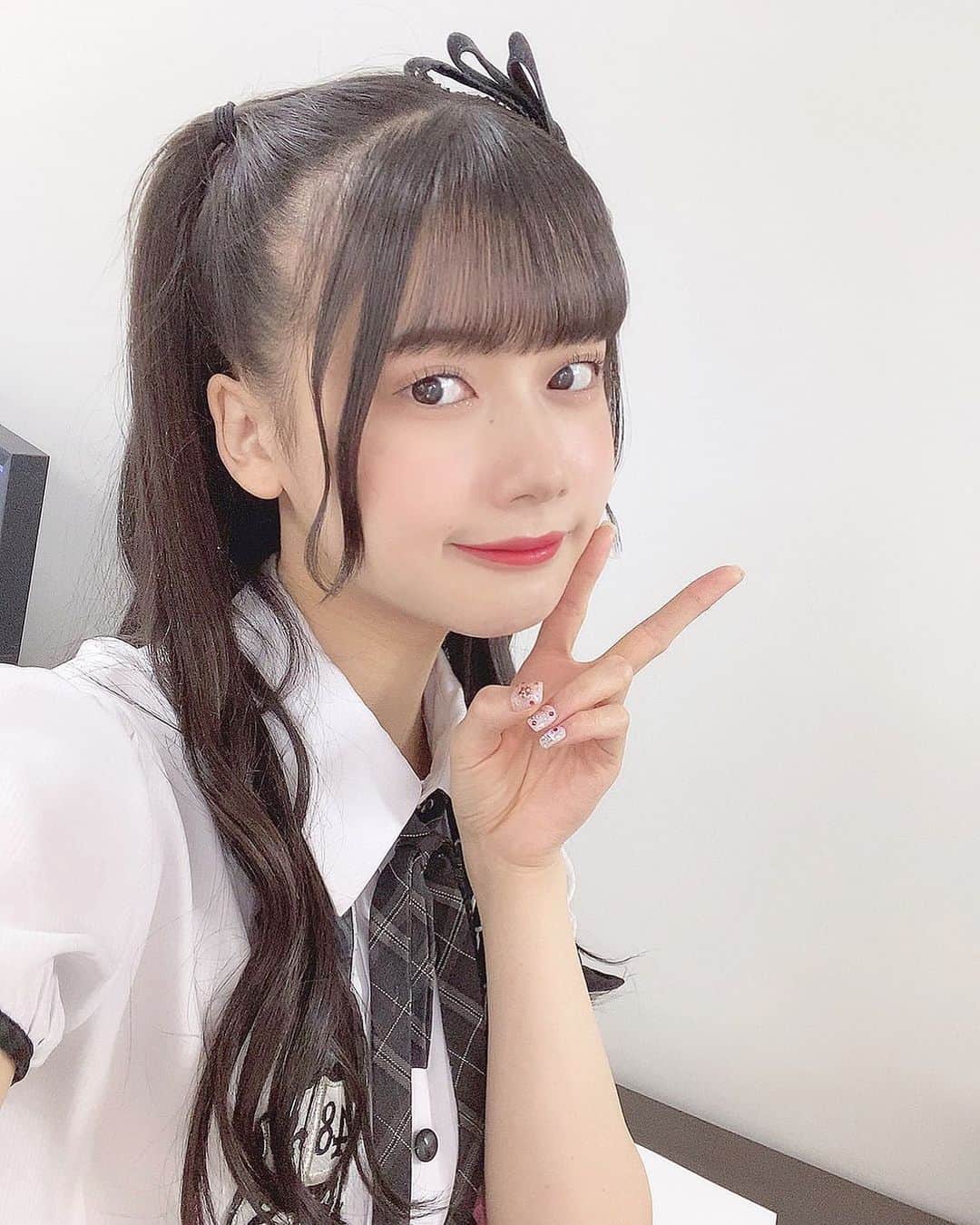 のインスタグラム：「・ ・ みづきのどの髪型が1番好きですか？ ・ #ハーフツイン」