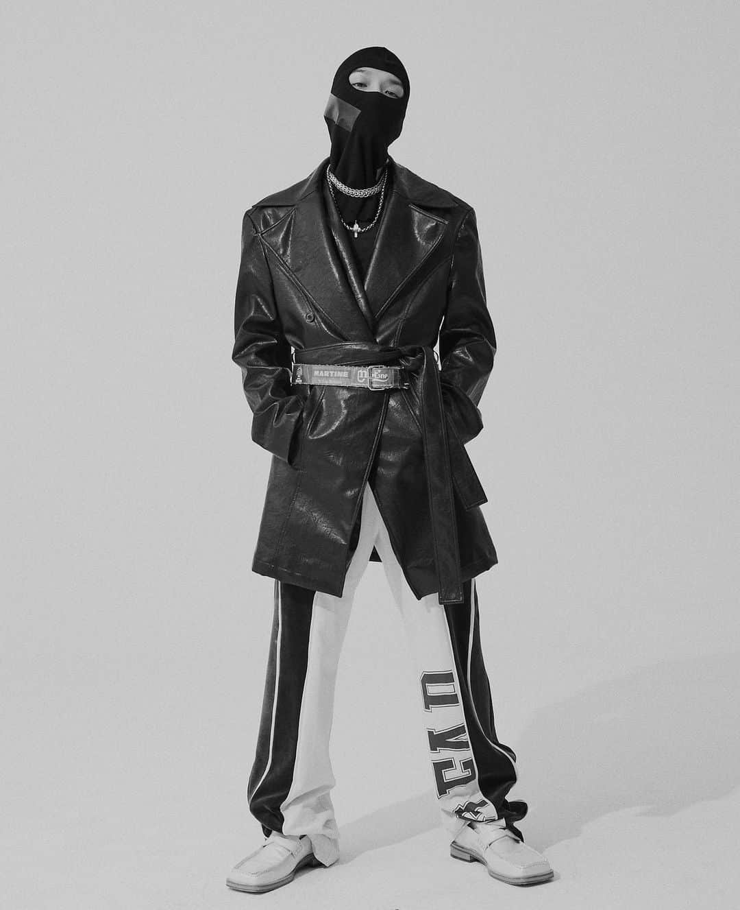 サイモンD のインスタグラム：「B CUT from @ellekorea photo by @studioioo」