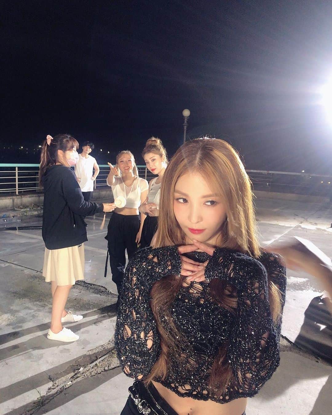 BoAのインスタグラム：「그물옷을 또 입을줄은🤭🤨 #202020 #남봉원」