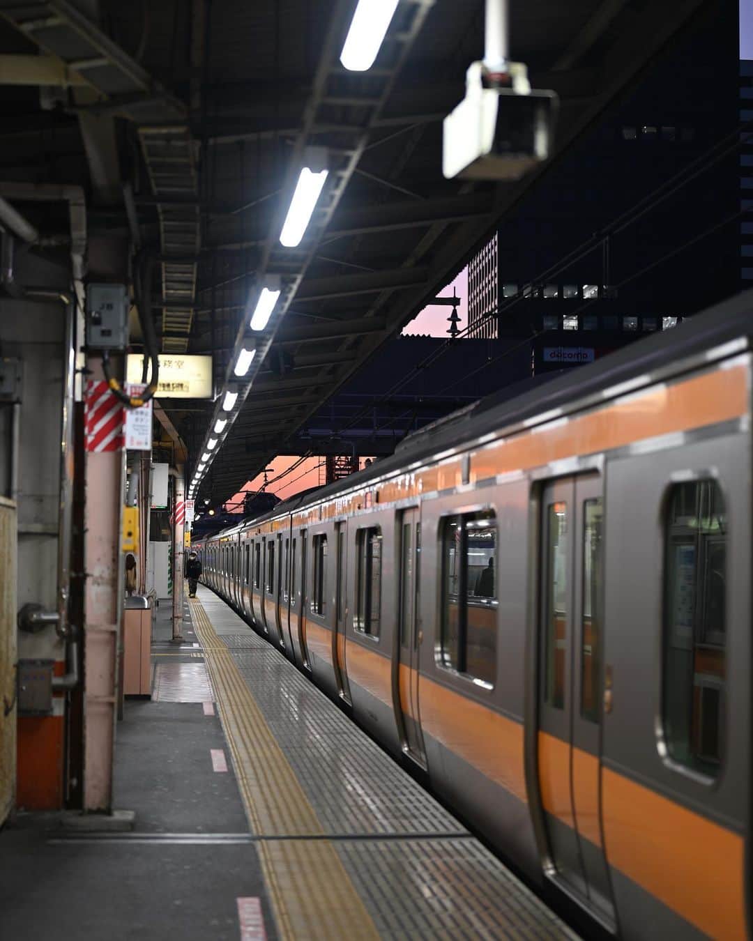 佐藤東弥さんのインスタグラム写真 - (佐藤東弥Instagram)「中野駅にて  #z6 #」11月15日 18時09分 - touyasato