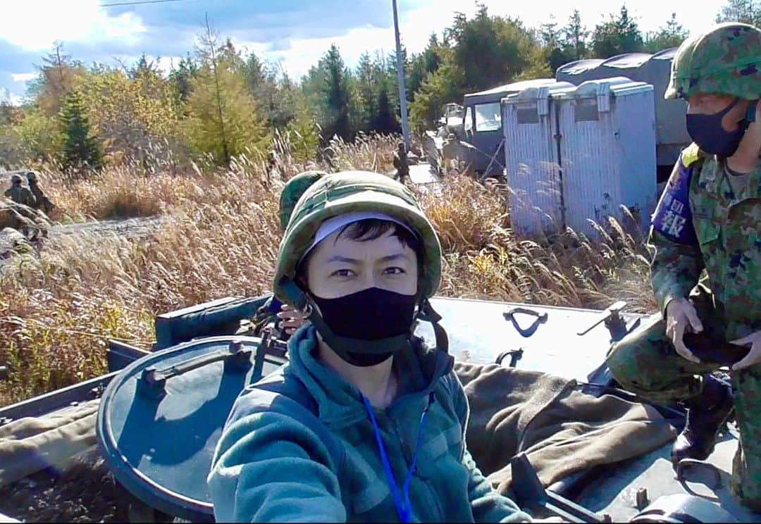 小野寺耕平のインスタグラム：「ストーリーにもアップした写真。  #北海道 #自衛隊 #トッカグン #第七師団が #Twitterインスタ始めたそうです #フォローしましょう #戦車 #装甲車 #YouTube #陸上自衛隊 #イベントお呼びいただけたら行きます」