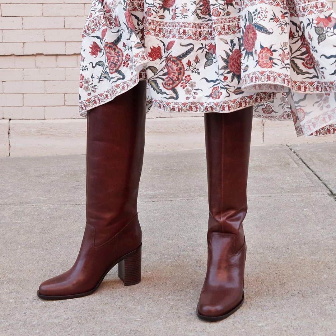 レフラーランドールのインスタグラム：「Our newest boot silhouette is this tall shaft beauty, Heidi, with a sturdy heel and welted sole in espresso brown Italian vachetta.」