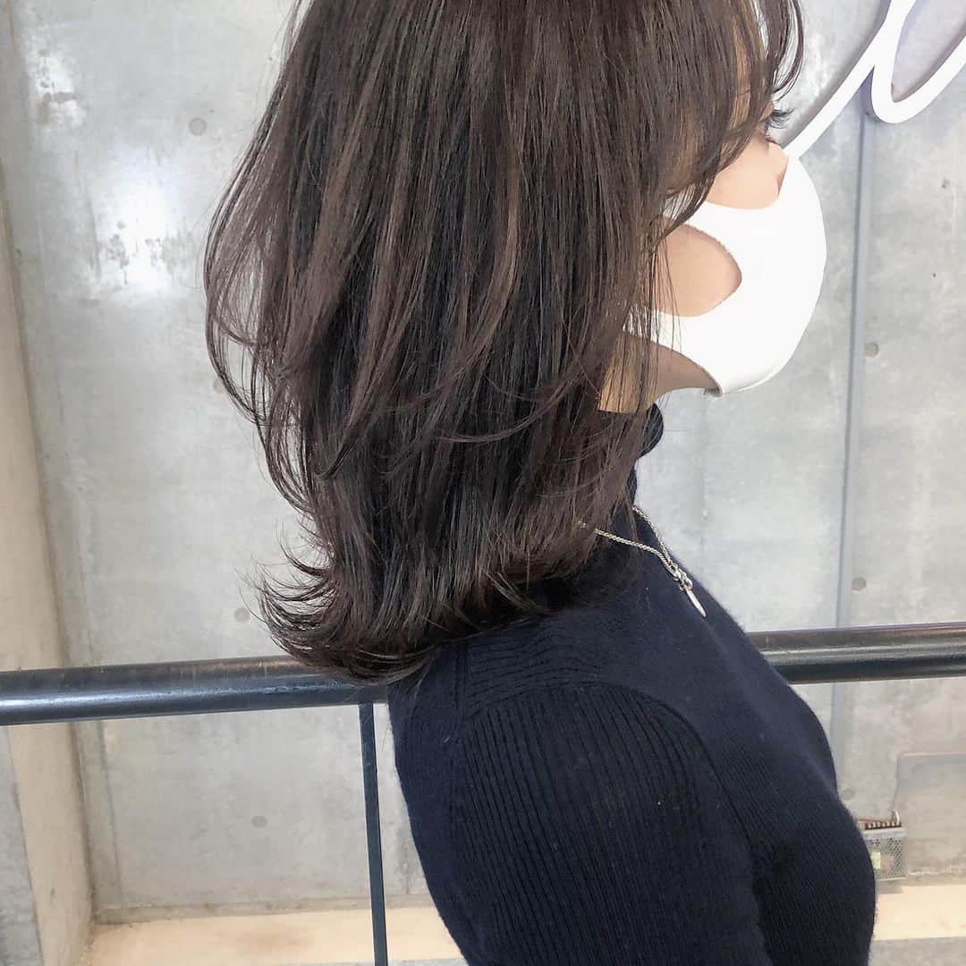 吉田達弥さんのインスタグラム写真 吉田達弥instagram レイヤーカット 毛先重い 髪が動かない 顔まわりが重い 上手くスタイリングができない そんなお悩みを持つ方にはしっかりとしたカウンセリングとカットで扱いやすいヘアスタイルを提案させていただき