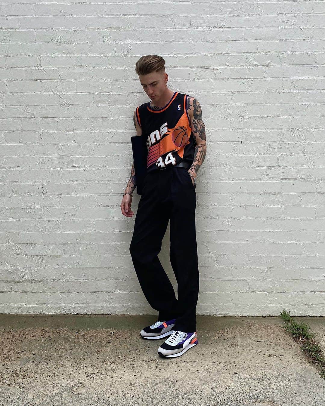 THOMAS DAVENPORTのインスタグラム：「Retro vibes in the new @pumaau Future Rider Galaxy from @platypus_sneakers // #pumaau #platypusfam」