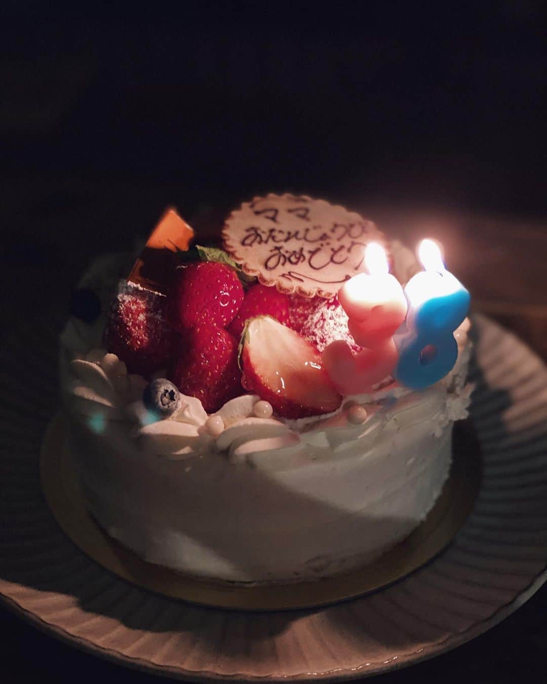 rats1316のインスタグラム：「・ 🎂🎂🎂 ・ ・ ・ #birthdaycake#1113#mybirthday#38」