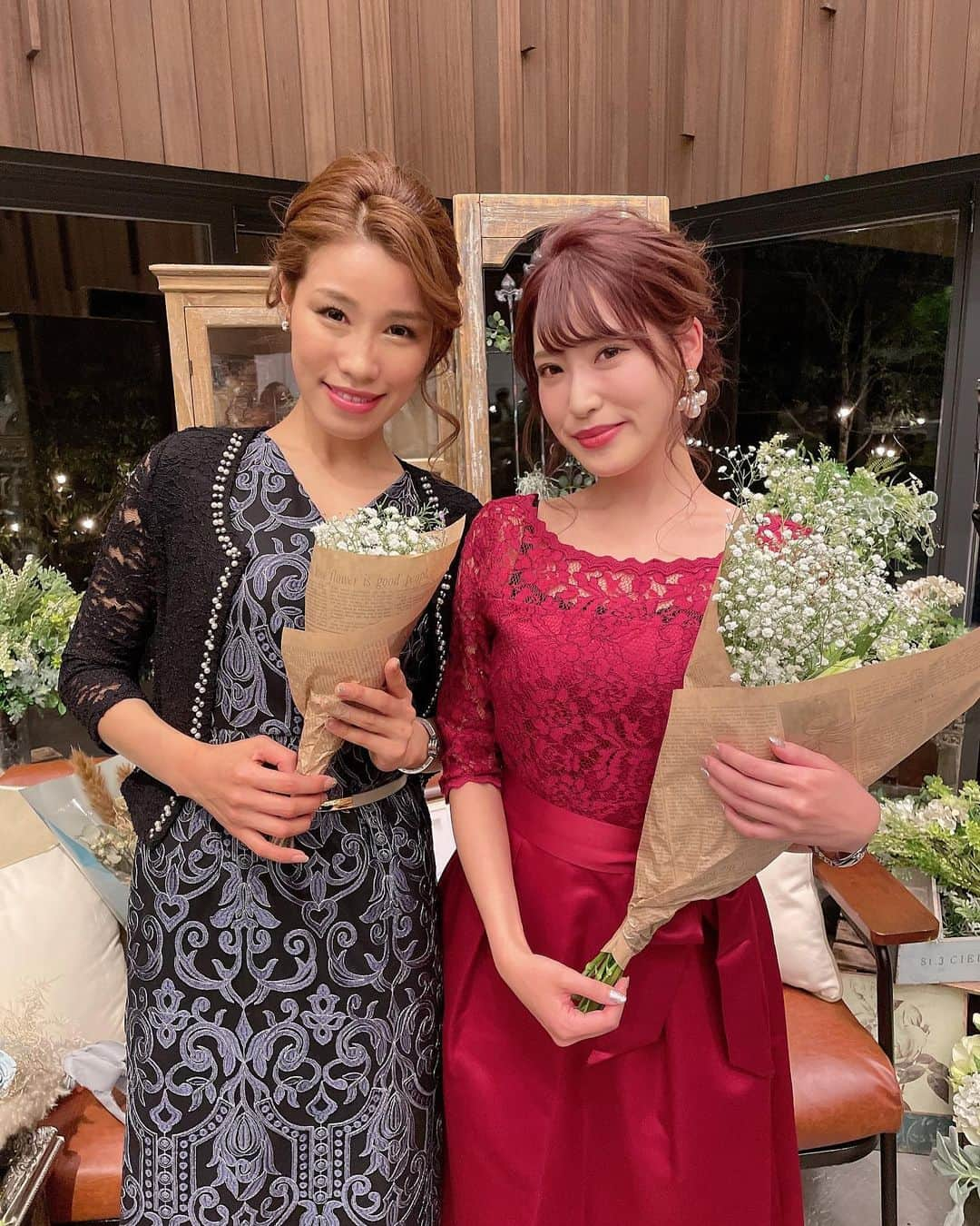 RENAさんのインスタグラム写真 - (RENAInstagram)「友達の結婚式に👰💓 本当に友達らしい式、披露宴で 楽しくて賑やかで笑顔沢山で とても幸せな気分になりました🥰  おとなめパイン🍍✨ 最近誕生日だった私に バースデープレートが出てきて しかも私だけにパイナップル🍍の フルーツ出てきてびっくり😭  素敵な友達を持てて 本当に誇りに思うし幸せ♥️ 結婚心からおめでとう♥️ ・ #サイバージャパン #cjd_rena #サイバージャパンダンサーズ #れなパイン 🍍#新人」11月15日 21時05分 - rei_burlesque