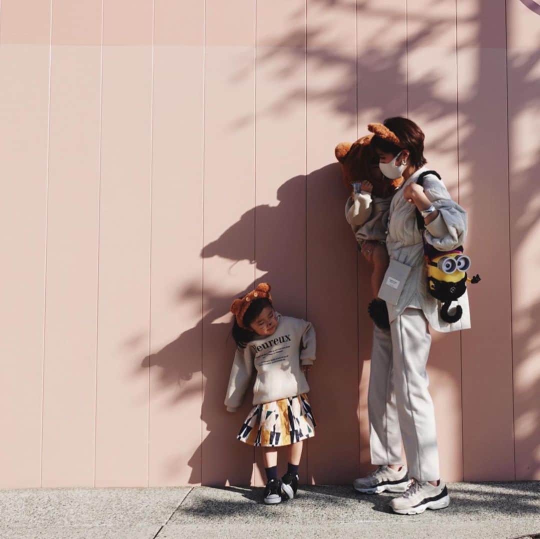 美生のインスタグラム：「#usj﻿ ﻿ ﻿ 久しぶりのユニバ♡﻿ ﻿ ﻿ 娘たちの笑顔がたくさん見られて﻿ 最高の休日🧸﻿ ﻿ また年内にいこー♡﻿ ﻿ ﻿ ﻿#子連れユニバ」