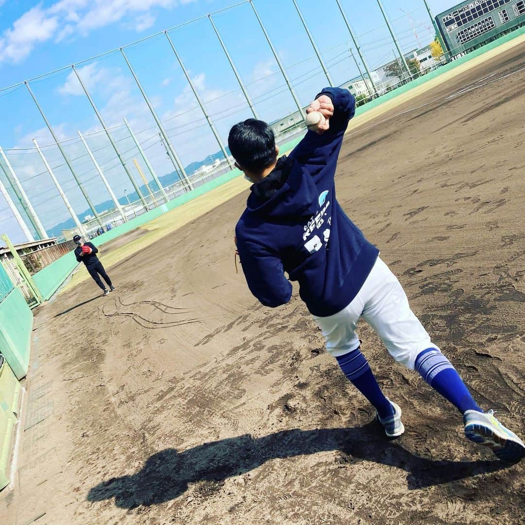 トクサンTVさんのインスタグラム写真 - (トクサンTVInstagram)「ある日の取材。 持参用具類。 あと髪切りました。 #トクサンtv #社会人 #野球 #1093」11月15日 21時28分 - tokusan_no.0_appare