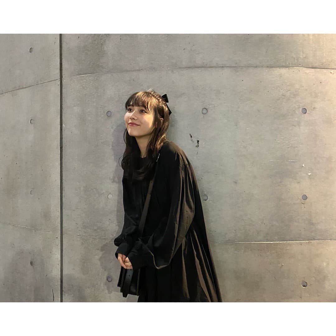 秋田汐梨さんのインスタグラム写真 - (秋田汐梨Instagram)「・ りぼんなんかつけちって🎀🤍」11月15日 21時32分 - shiori_akita319official