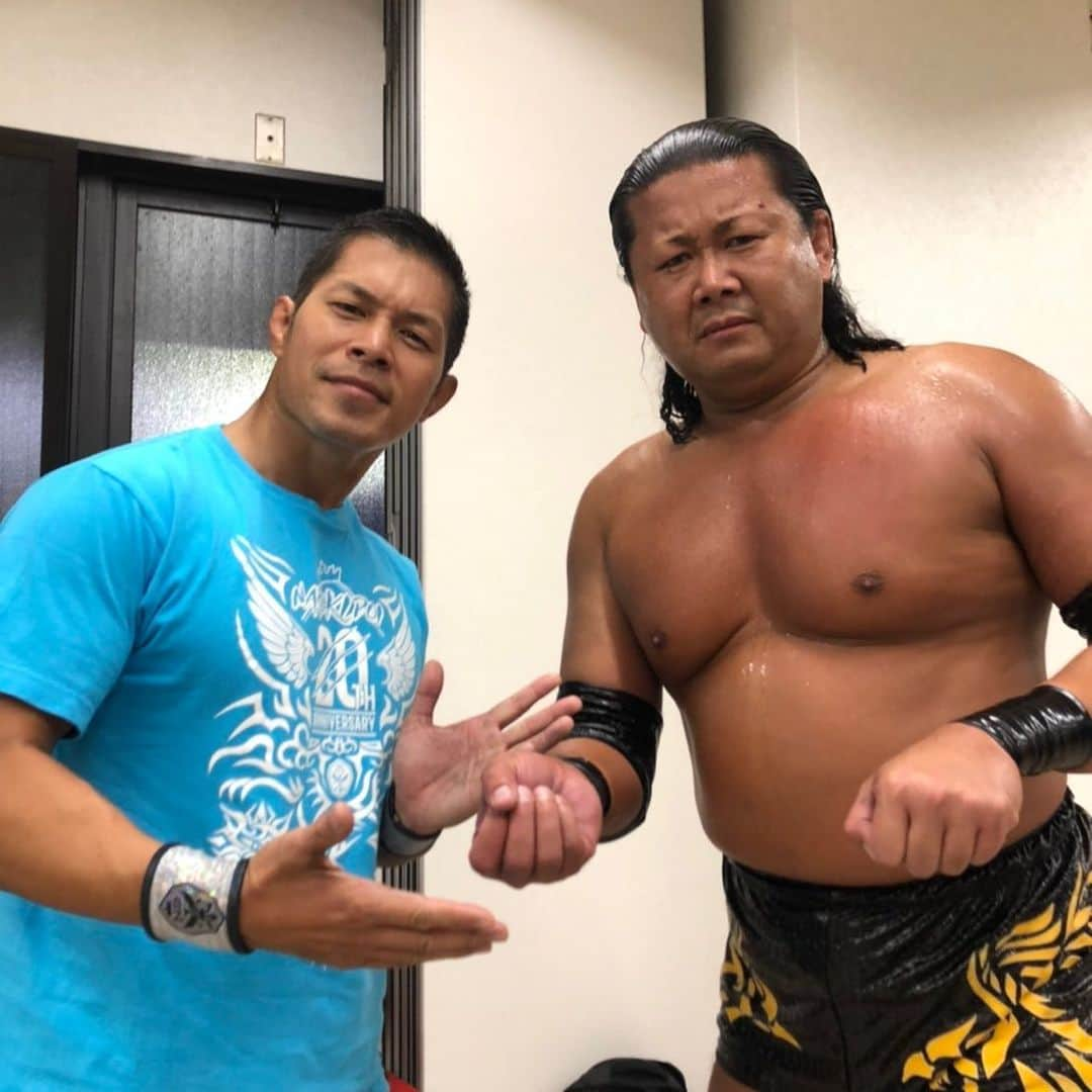 土井成樹さんのインスタグラム写真 - (土井成樹Instagram)「日本で組んだのは初かな！ 土井鷲！ #dragongate  #闘龍門  #t2p  #大鷲透」11月15日 22時50分 - naruki.doi