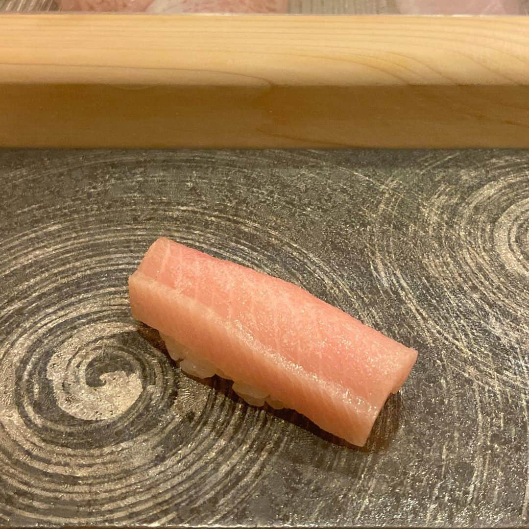 Ryoko Negishiさんのインスタグラム写真 - (Ryoko NegishiInstagram)「sushiiii🍣 #富山 #鮨大門」11月15日 23時05分 - ryokisss