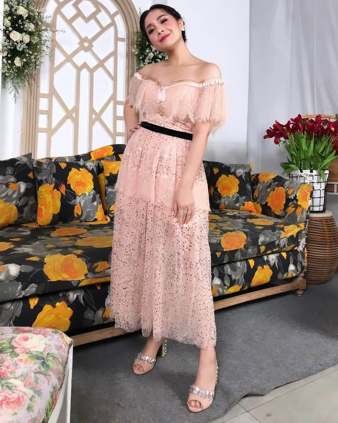 Raffi Ahmadさんのインスタグラム写真 - (Raffi AhmadInstagram)「“SUNNAH WEDDING “ 💖 In @cynthiatan__ dress & suit @rakeshd18 @sasdesigns custom made , styled @wanda_haraa #wandaharaaproject」11月15日 23時48分 - raffinagita1717