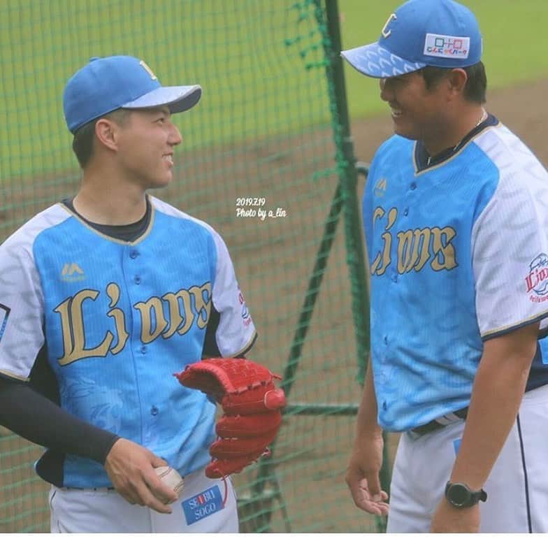 郭俊麟のインスタグラム：「老爹 想念你 都快忘記日本跟你開心聊天的日子了 很懷念每天 指導我如何更進步 變得更好 還有做人處事 ！！！！！ 会いたいです😭」