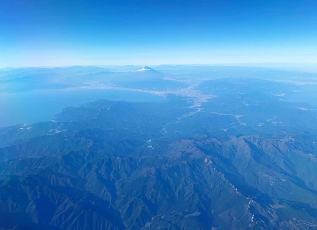 山田稔明さんのインスタグラム写真 - (山田稔明Instagram)「昨日見た富士山。宇宙的だった。 #富士山」11月16日 0時06分 - toshiakiyamada
