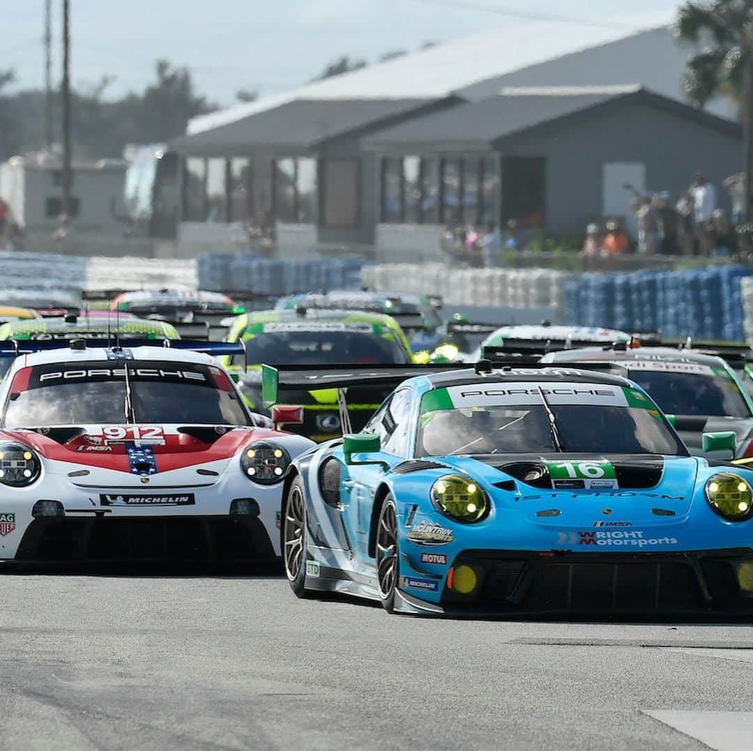 ミシュランさんのインスタグラム写真 - (ミシュランInstagram)「Scenes from an eventful, enjoyable and engaging Mobil 1 Twelve Hours of Sebring, to wrap the 2020 season in a way that fit the year.   Congratulations to all the winners and champions crowned Saturday night in Sebring!   #IMSA #Sebring12」11月16日 0時09分 - michelinusa