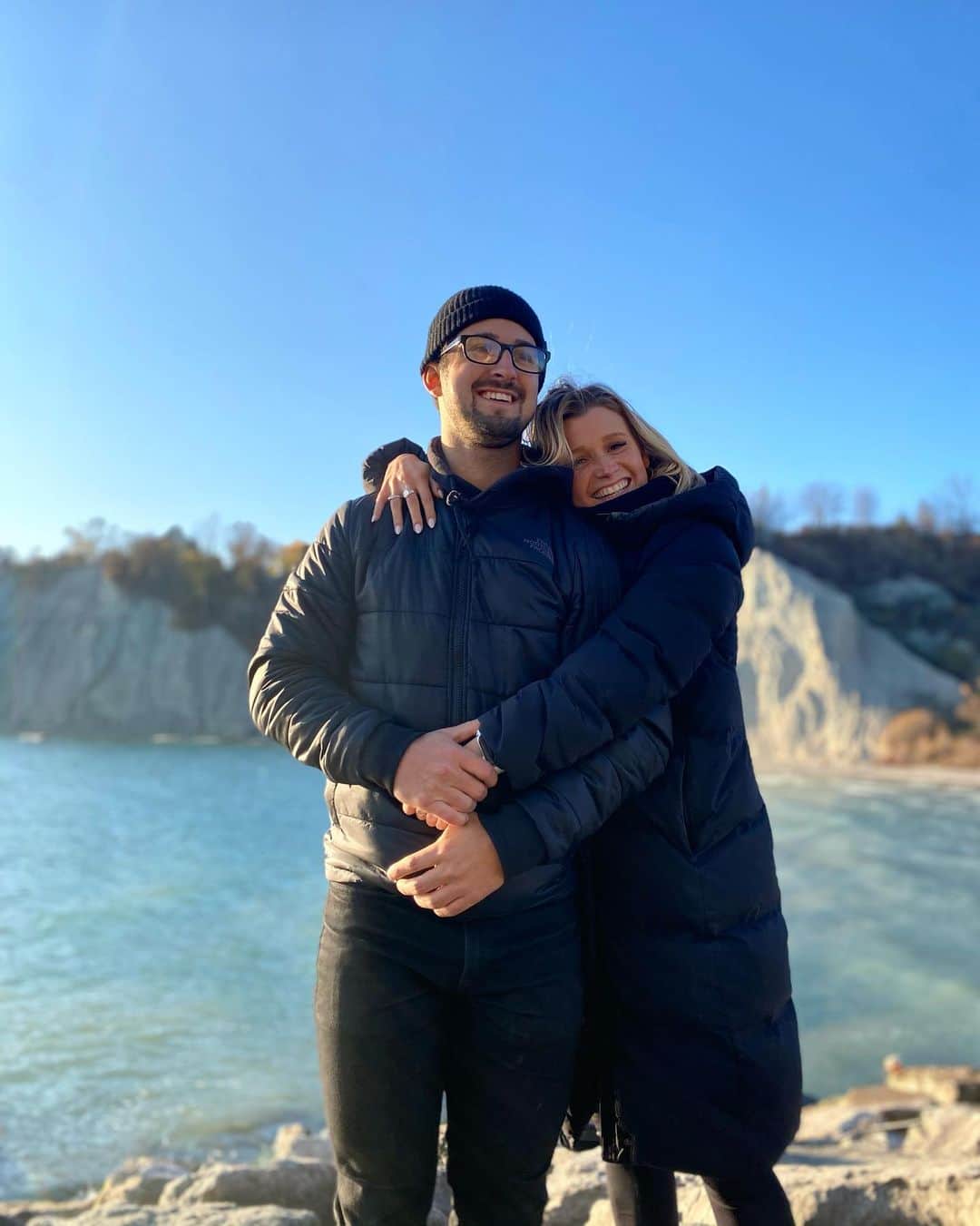 カーステン・ムーア＝タワーズのインスタグラム：「Instagram 🆚 reality 😝 #anothaone #feelsgood #scarboroughbluffs」