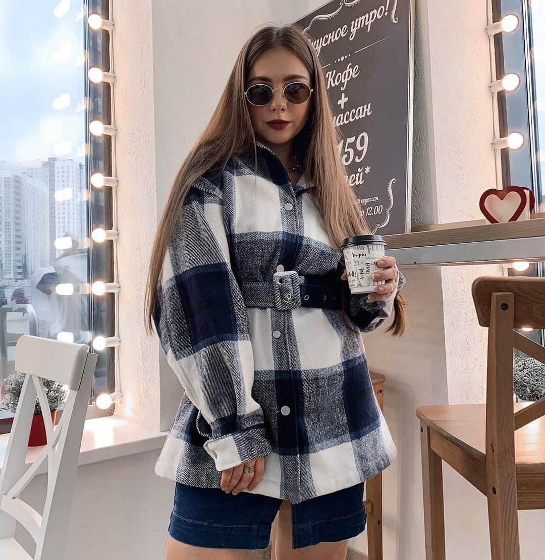 SHEINさんのインスタグラム写真 - (SHEINInstagram)「Out and about 🤍  @demina.katrin  Shop Item #: 1680796  #SHEINgals #SHEINstyle #SHEINBlackFriday #plaid」11月16日 0時24分 - sheinofficial