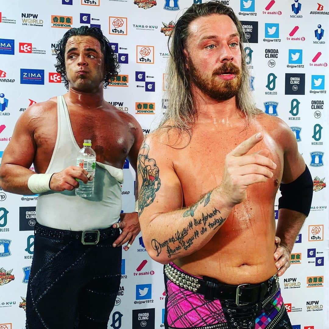 新日本プロレスさんのインスタグラム写真 - (新日本プロレスInstagram)「#FinJuice is BACK!! #JuiceRobinson and #DavidFinlay !! #njpw #njwtl #新日本プロレス #プロレス #ProWrestling」11月16日 0時26分 - njpw1972