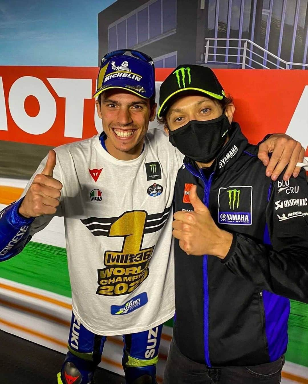 MotoGPさんのインスタグラム写真 - (MotoGPInstagram)「@valeyellow46 welcomes @joanmir36official into the exclusive #MotoGP World Champions' club! 🙌🏆 #M1R #ValenciaGP #JM36 #VR46」11月16日 0時45分 - motogp