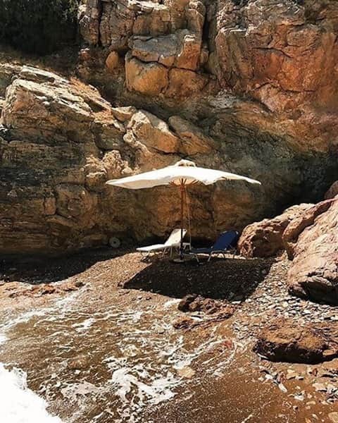 ヤング・ファビュラス&ブロークのインスタグラム：「Take us there ✨#yfbtravels」