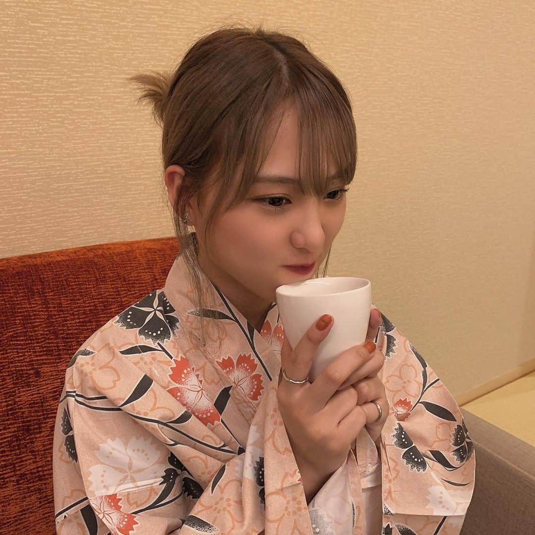 山田菜々美さんのインスタグラム写真 - (山田菜々美Instagram)「. 一息🍵 . #浴衣 #温泉 #淡路島」11月16日 1時11分 - team8yamada0209