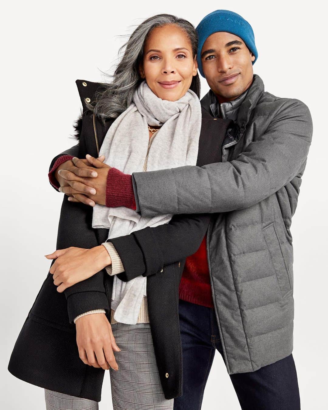 Cole Haanのインスタグラム：「Get exactly what you wanted this holiday season—by giving it to yourself. For a limited time only, enjoy 60% off best sellers and 40% off almost everything else.」