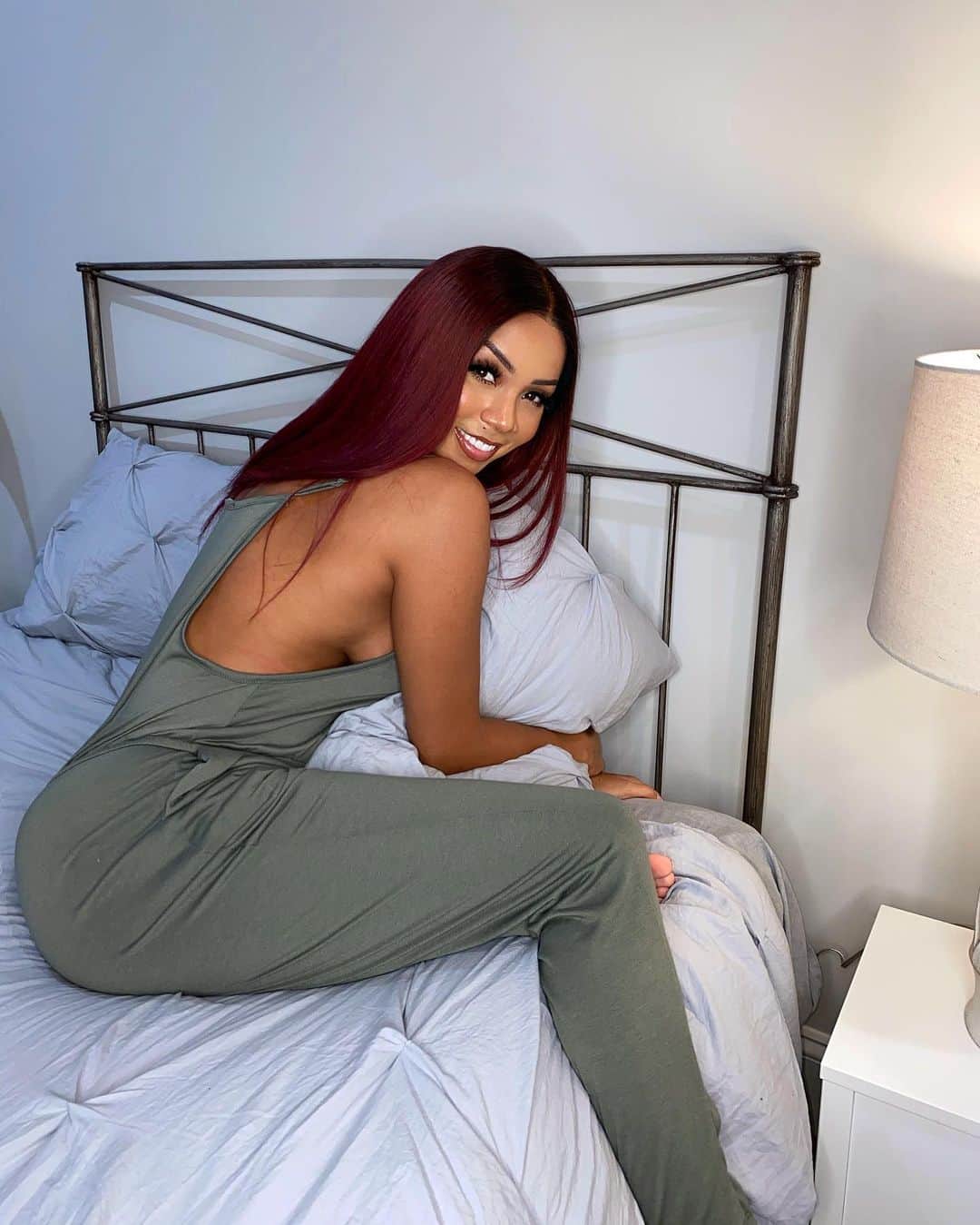 Brittany Rennerのインスタグラム：「Seek, flourish, bloom 🌷 Outfit: @fashionnova fashionnovapartner」