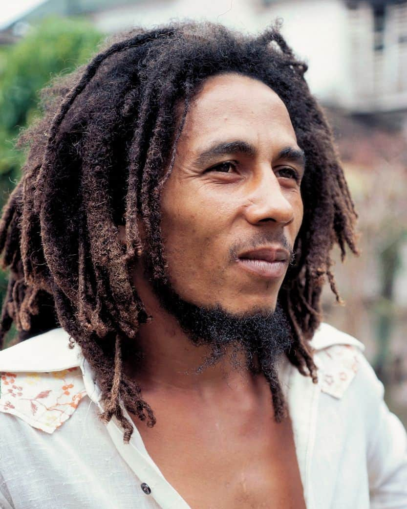 ボブ・マーリーさんのインスタグラム写真 - (ボブ・マーリーInstagram)「“Well, I am always interested my people’s right. But I will push myself to a revolution without arms.” #bobmarley75⁣ ⁣ 📷 #DavidBurnett⁣ © Fifty-Six Hope Road Music Ltd.」11月16日 2時30分 - bobmarley