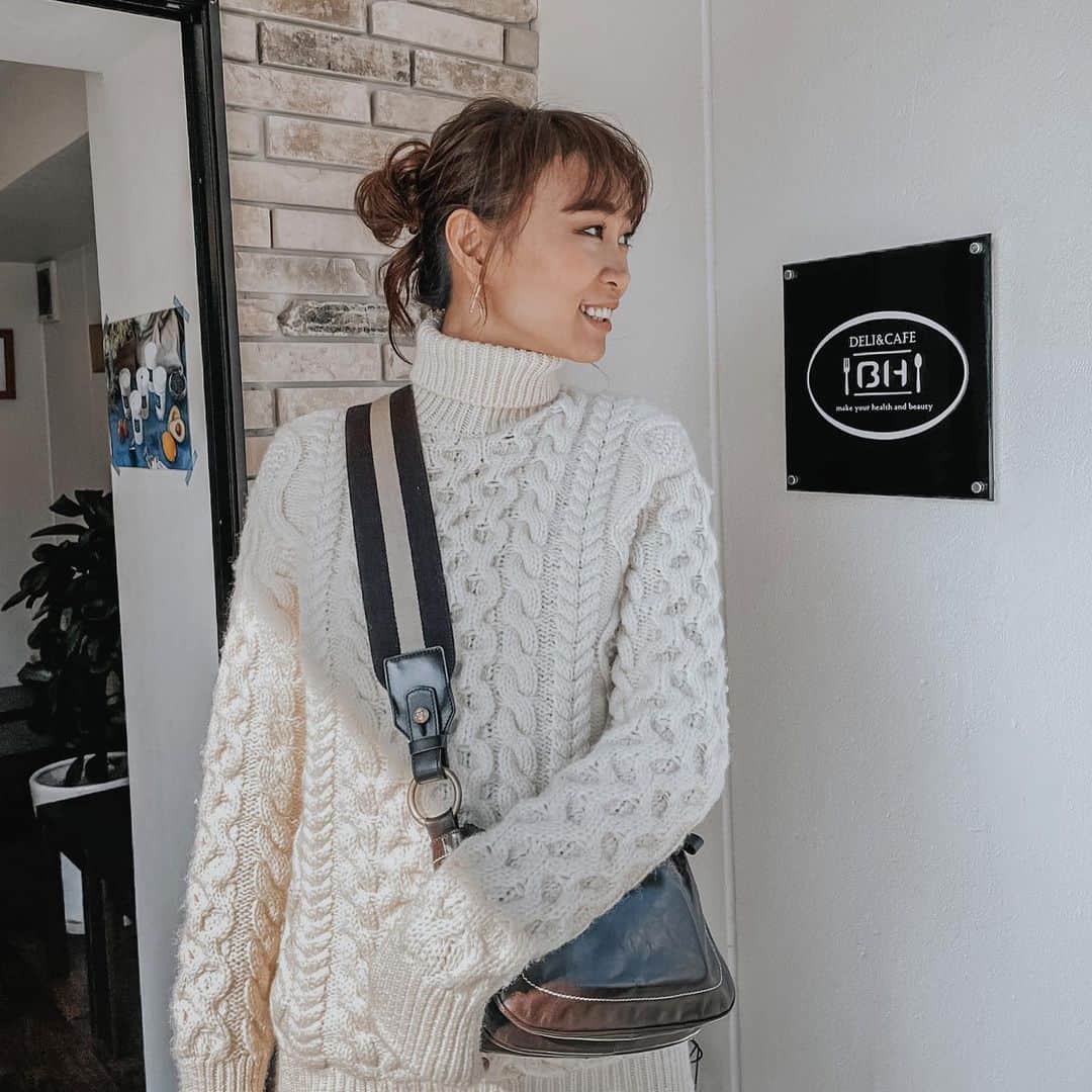 真部理子のインスタグラム