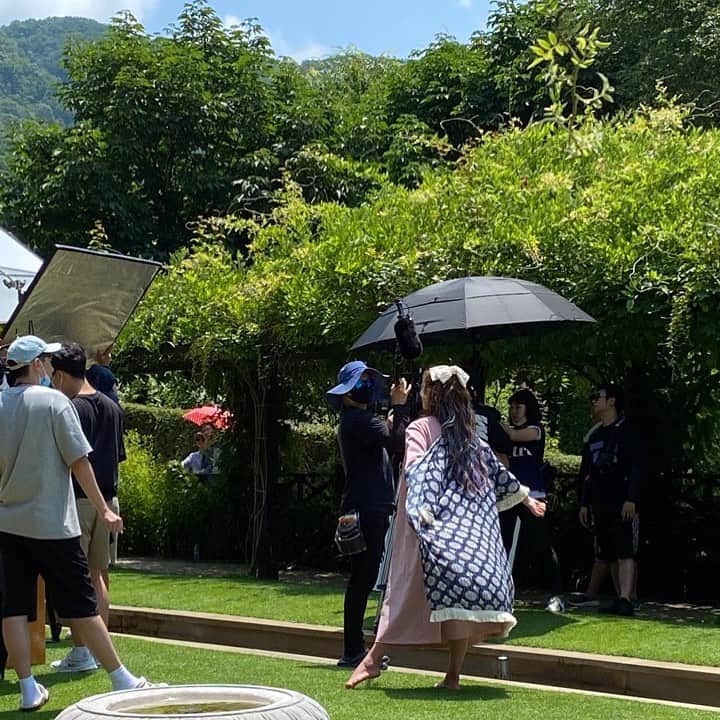 チェ・リのインスタグラム：「루다 춍춍 ◡̈⃝ ᰔᩚ  오늘 밤 9:00pm tvn #산후조리원  이따 만나요✊」