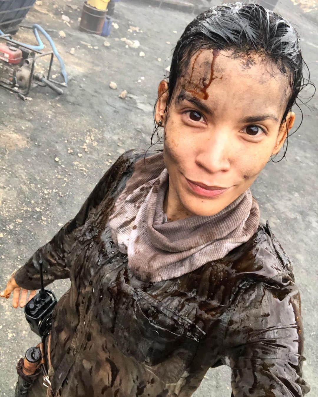 ダナイ・ガルシアさんのインスタグラム写真 - (ダナイ・ガルシアInstagram)「I hope you guys had a great time watching tonight’s episode. I think I better take another shower. 😂 Thank you so much for the love & support. You guys are simply the best.  Stay safe out there. 🚀💃🏻 Love you guys to the moon and back!  #thisishappening #love #fun #times #herewego @feartwd #anotherone #workflow #luciana #danaygarcia @amc_tv  Never forget the magic 🍀👑#queen」11月16日 13時40分 - danaygarcia1