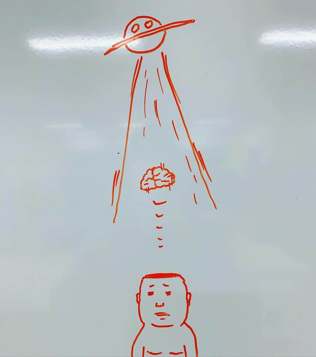 シモダ テツヤさんのインスタグラム写真 - (シモダ テツヤInstagram)「大学の講義中にひっそりと描いた「脳が浮きがちな人シリーズ」」11月16日 14時05分 - shimoda