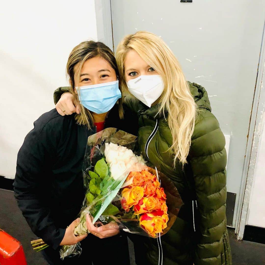 アレクサ・シメカのインスタグラム：「Really proud of my friend, Ellie, who held her own exhibition today for her students. It’s wonderful to see coaches and clubs finding ways to have skaters perform during Covid. Way to go Ellie!!! @coach.elliek」