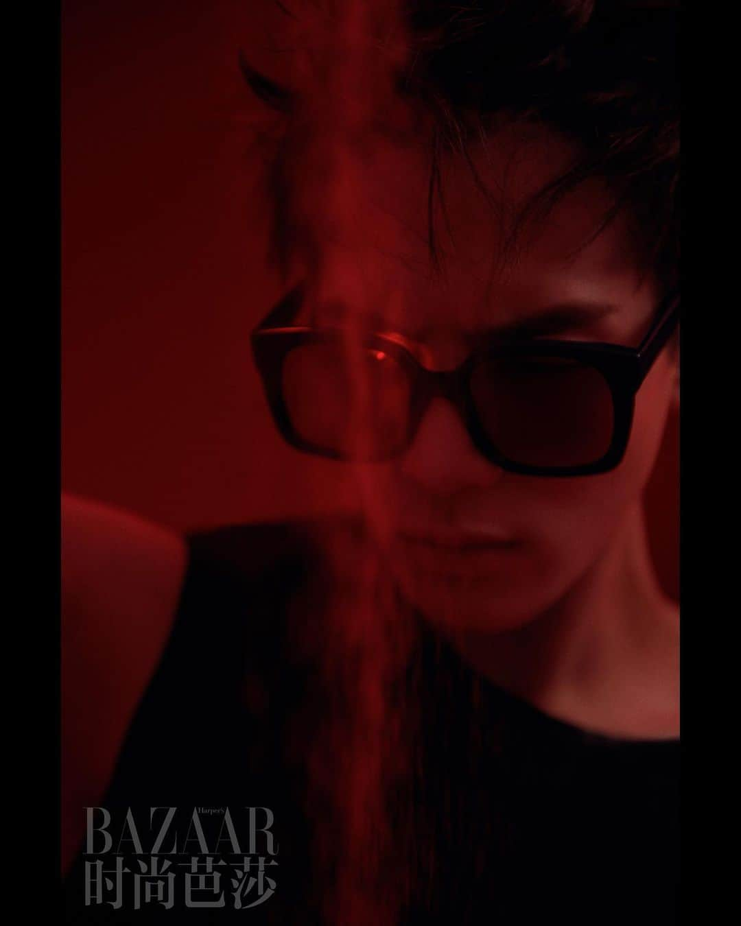 ジャクソンさんのインスタグラム写真 - (ジャクソンInstagram)「#harpersbazaar #cover #December OUT NOW」11月16日 14時13分 - jacksonwang852g7