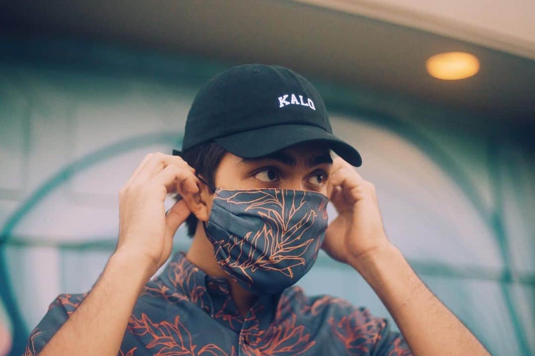 Zippy's Restaurantsのインスタグラム：「#PSA Wear a mask when out and about especially at our restaurants. Zippy’s x Ari South collaboration on the horizon.」