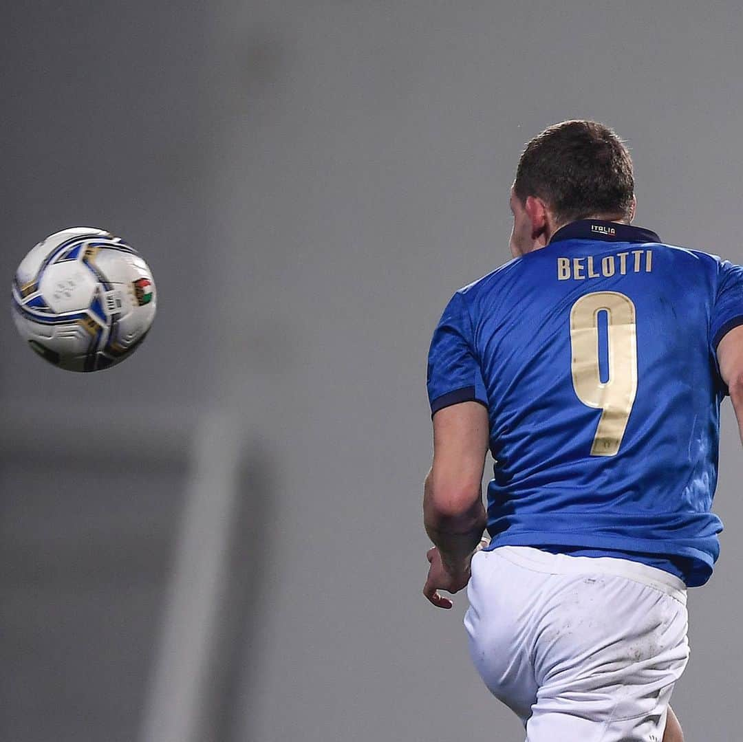 トリノFCさんのインスタグラム写真 - (トリノFCInstagram)「🇮🇹🐔💙 @gallobelotti  #ItaliaPolonia #Belotti #Azzurri  #NationsLeague」11月16日 6時57分 - torinofc1906