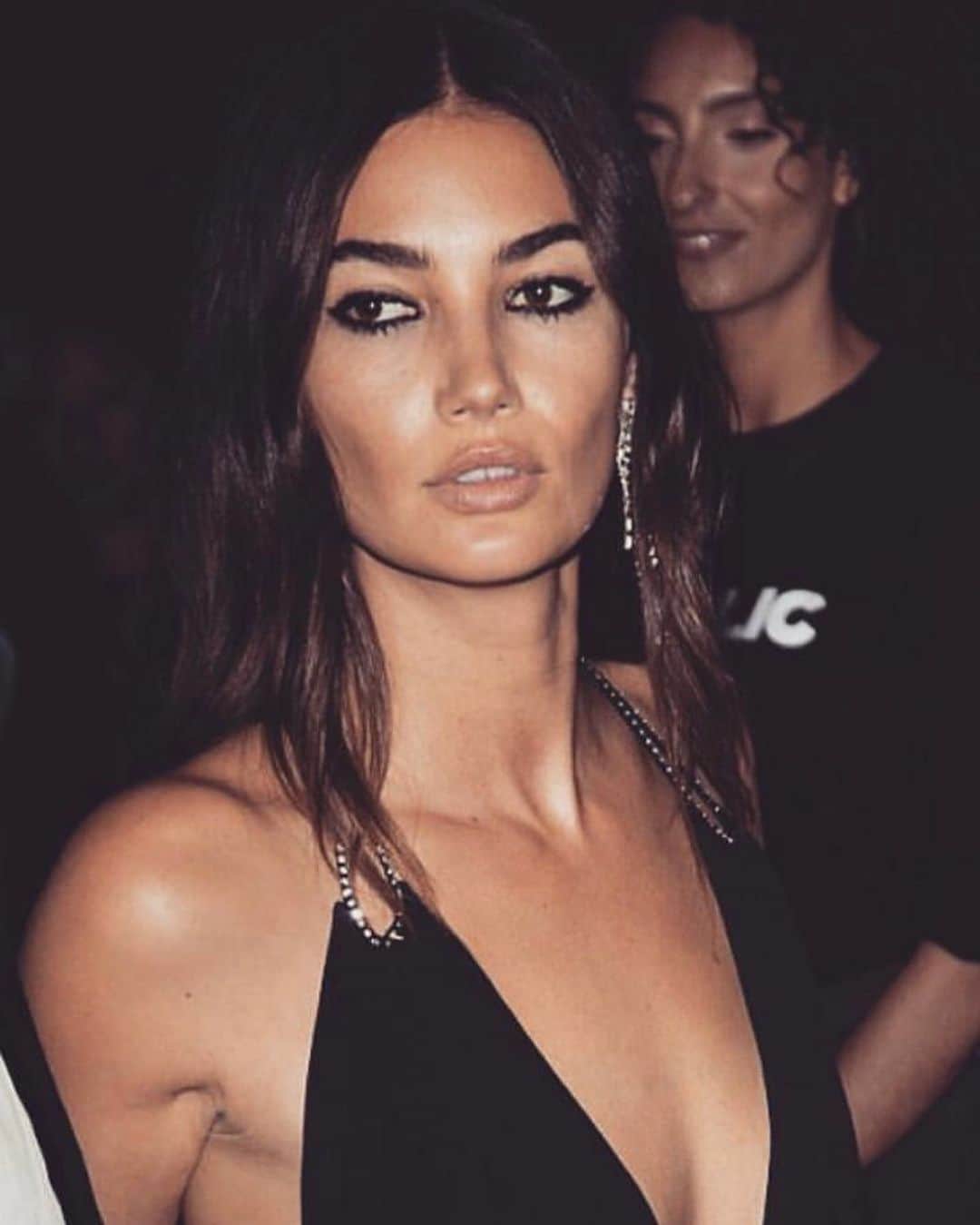 Carolina Gonzalezさんのインスタグラム写真 - (Carolina GonzalezInstagram)「🎈HAPPY BIRTHDAY🎈 To one of the most beautiful, sweet and genuine human beings @lilyaldridge ....no words can really express how much I love and adore you mama」11月16日 7時25分 - cgonzalezbeauty