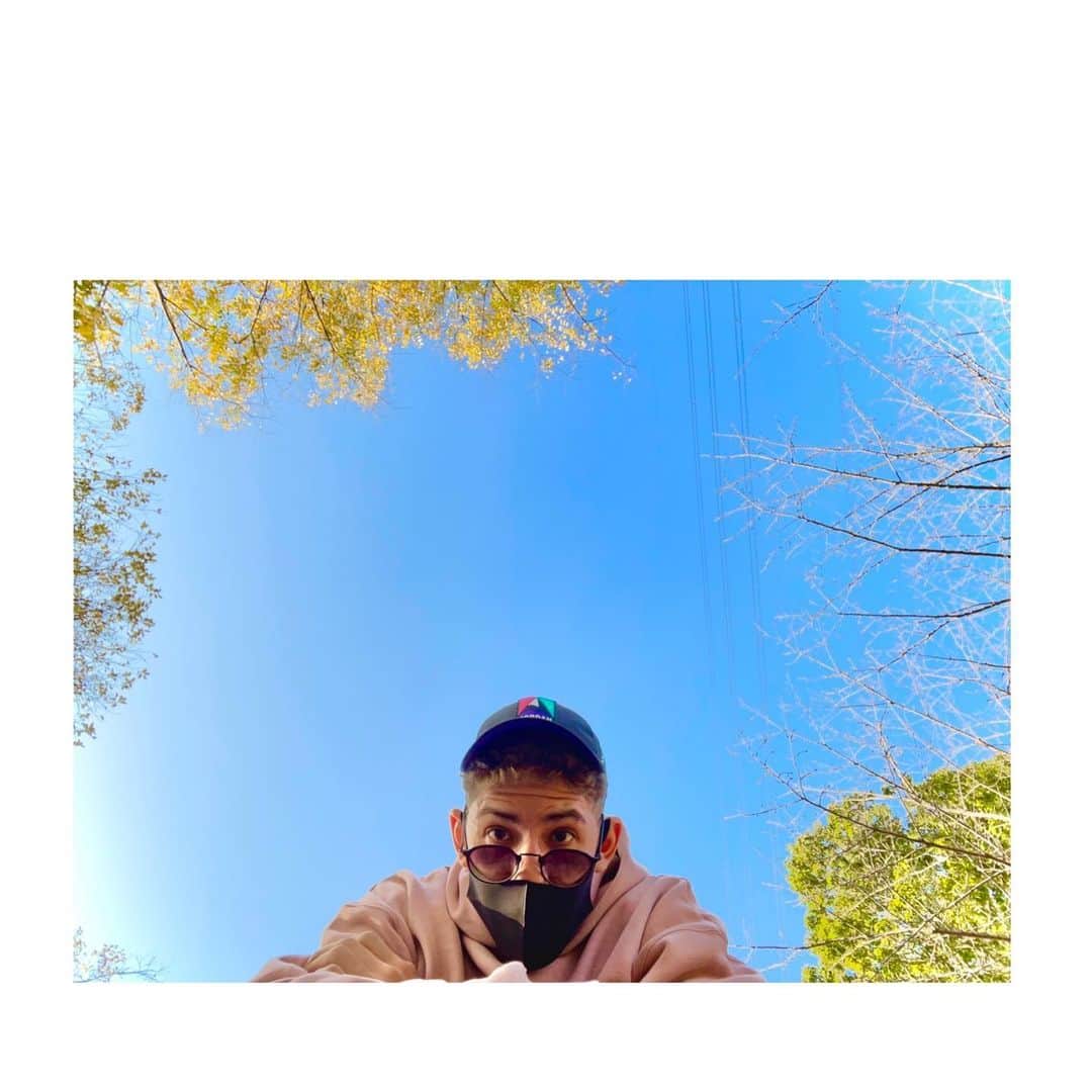 ベンドラメ礼生のインスタグラム：「2020.11.14 . . みなさん『27歳』のべんどらめも よろしくお願いします！！！ . . #べんどらめの誕生日 . . 最近のオフは天気がいいと ずっと外で過ごしてます。」