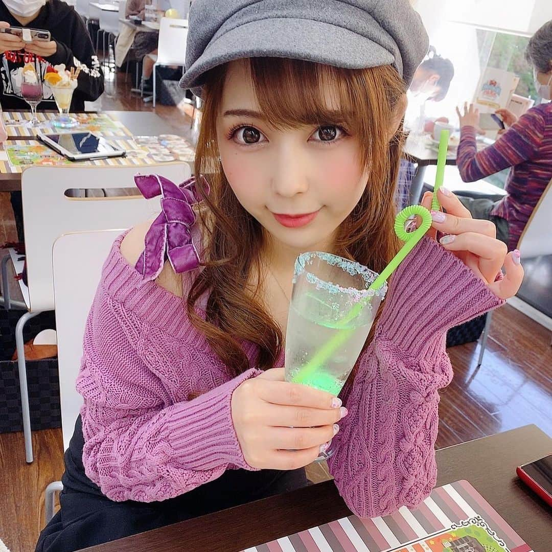 佳苗るかさんのインスタグラム写真 - (佳苗るかInstagram)「ぽんちゃんとあんスタカフェ行ってきた💗女神様がいて、レオくんのコースター交換してくれたり、レオくんのブロマイドくれて幸せすぎました😭💗来週も友達と行く🥰  #あんさんぶるスターズ #あんスタ #あんスタカフェ #カフェ #月永レオ #Knights」11月16日 14時48分 - ruka_kanae