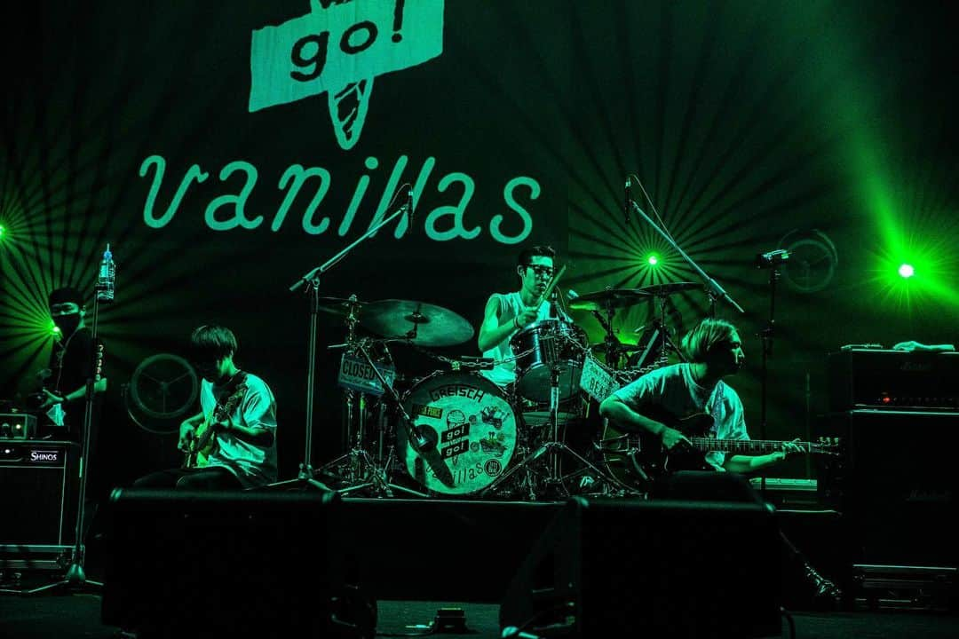 go!go!vanillasさんのインスタグラム写真 - (go!go!vanillasInstagram)「【ROAD TO AMAZING BUDOKAN TOUR 2020】  11.15(sun) 神戸国際会館 こくさいホール  #バニラズ武道館  photo by @nabespg」11月16日 9時27分 - go_go_vanillas_official