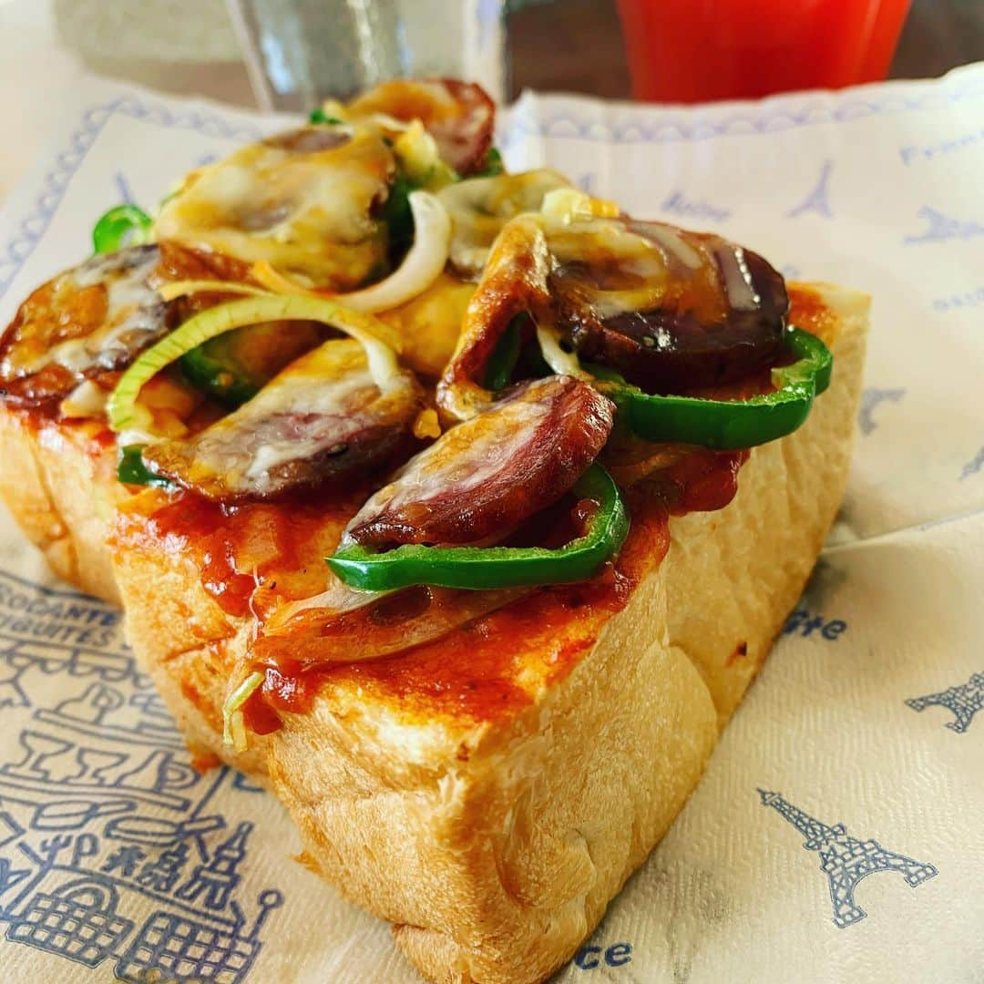 金村義明さんのインスタグラム写真 - (金村義明Instagram)「のがみの食パン🍞 ピザトースト シチュー 月曜日毎日放送ラジオ 15時半生放送スタート 日帰り 頑張って行こう！」11月16日 10時15分 - yoshiaki_kanemura