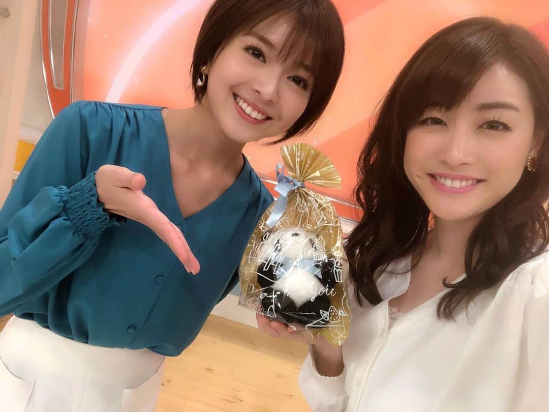 福田成美のインスタグラム：「グッド！お休み明けにプレゼントしました❤︎ 今週からまたよろしくお願いします🥺」
