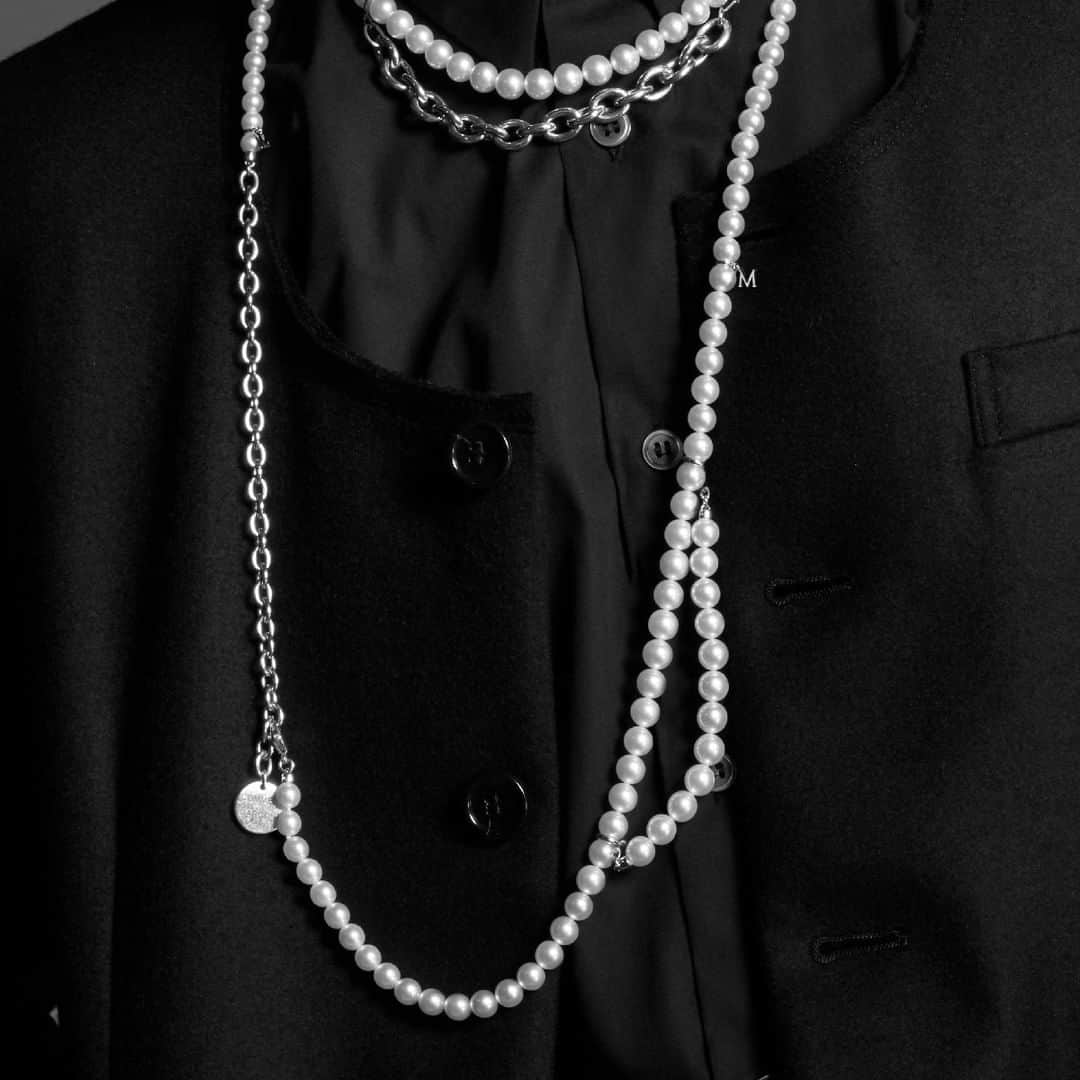 Mikimotoさんのインスタグラム写真 - (MikimotoInstagram)「スペシャルサイト「My Pearls, My Style」公開中﻿  Link in bio ﻿ #MIKIMOTO #ミキモト﻿ #MyPearlsMyStyle﻿ #MariNatsuki #夏木マリ﻿ #YudaiChiba #千葉雄大」11月16日 12時00分 - official_mikimoto