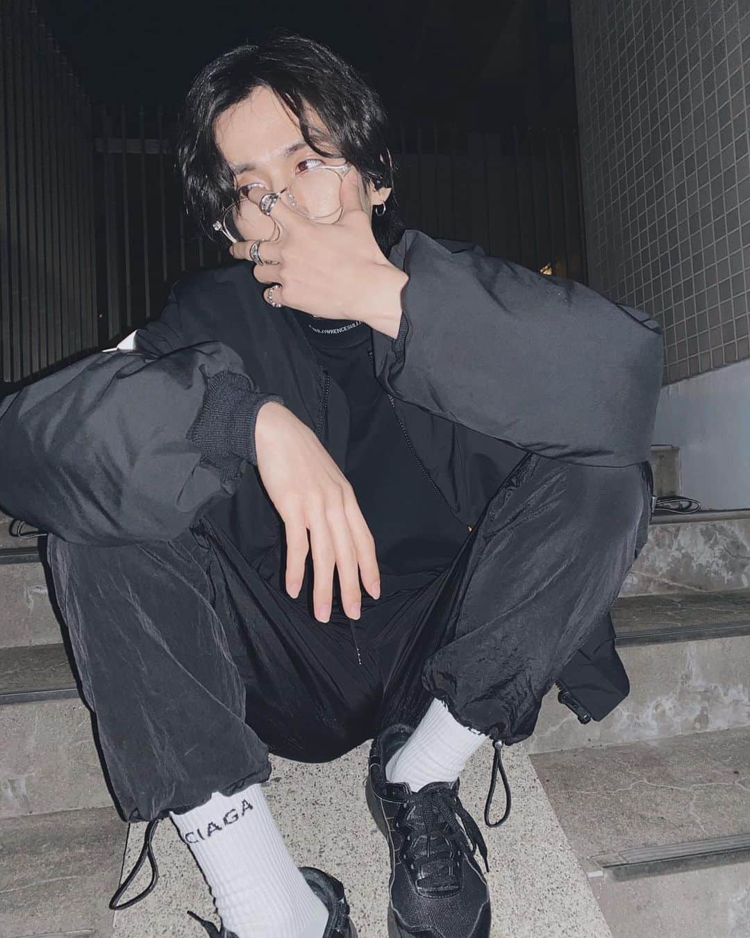 のインスタグラム：「🥽」