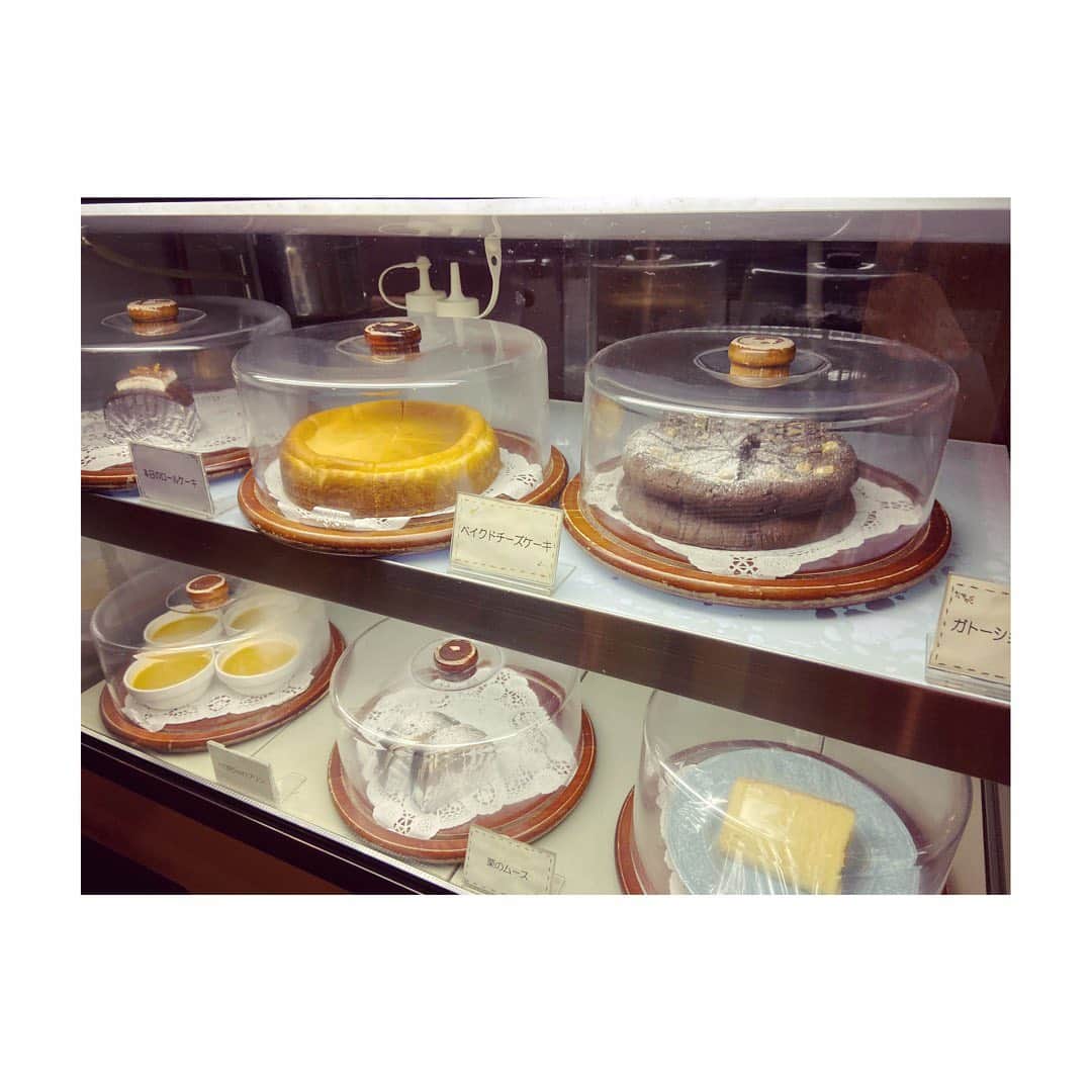 福田沙紀さんのインスタグラム写真 - (福田沙紀Instagram)「嬉しすぎて 選んだケーキを撮りそびれた🍰  #ginza#cake」11月16日 22時57分 - sakifukuda_official
